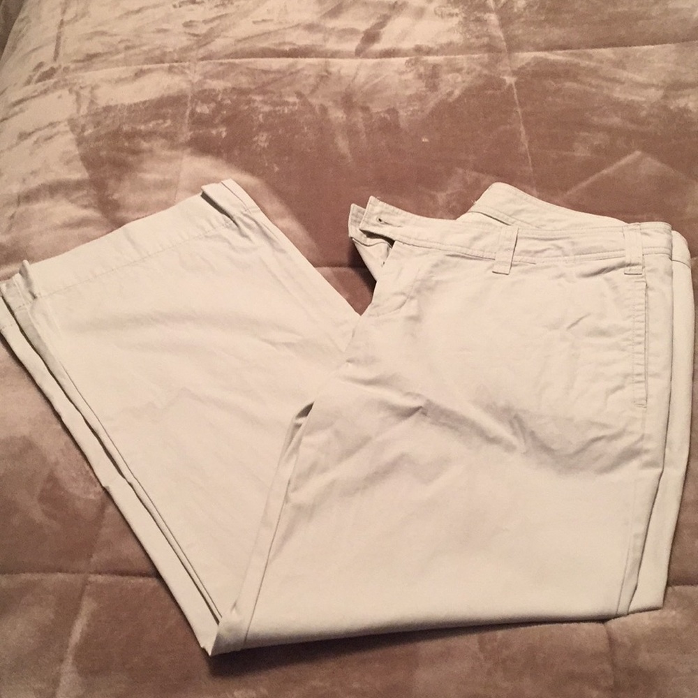 Gap khaki pants